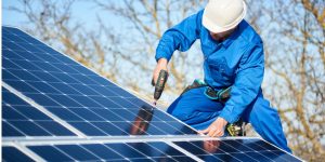 Installation Maintenance Panneaux Solaires Photovoltaïques à Verlus